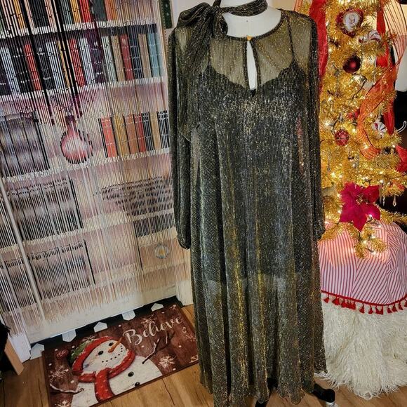 Gold Metallic Vintage Sheer Maxi Dress Long Sleeve Belt 24" P2P Ribbed - Picture 1 of 12